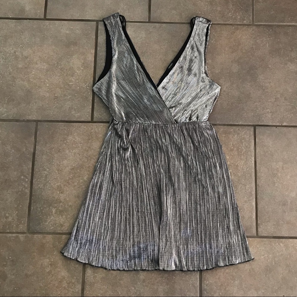 Silver flowy Forever21 dress!